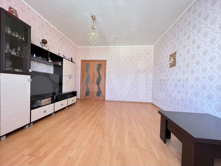 3-к. квартира, 70,4 м², 8/9 эт.