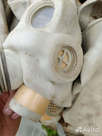 Противогаз пмг