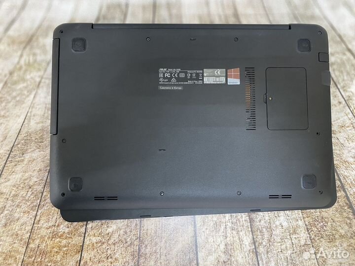 Ноутбук asus X555B. По запчастям