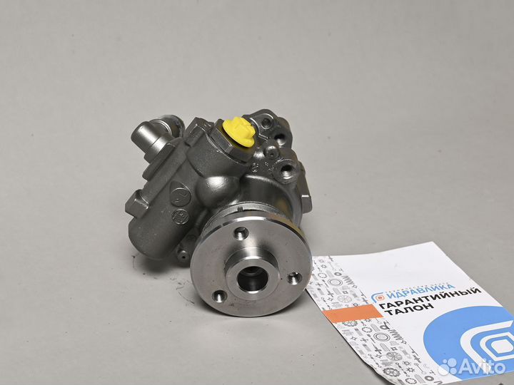 Насос гур BMW E60 (5) 3.0d (ixetic) /679649403