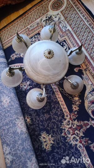 Люстра в отличном состоянии