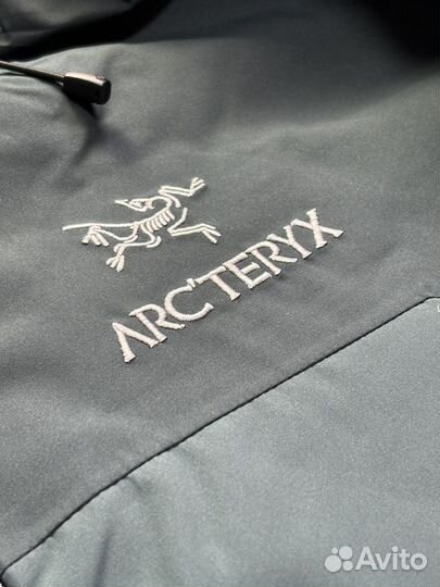 Ветровка Arc'teryx Beta AR navy