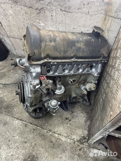 Двигатель 2101