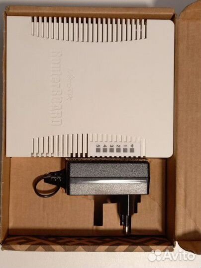 WiFi router mikrotik RB951Ui-2hnd