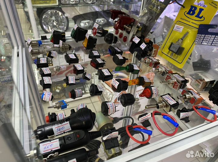 Кнопки для автомобиля и мототехники