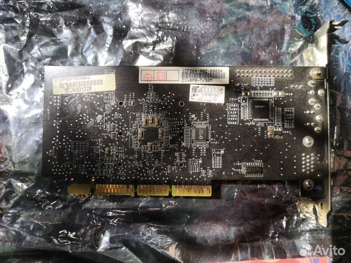 Видеокарта v7100pro/32M(T)