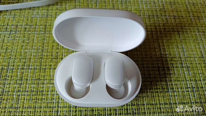 Беспроводные наушники Mi True Wireless Earbuds