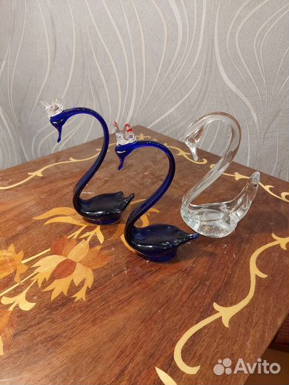 Статуэтка лебедь