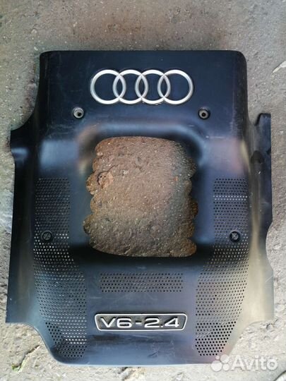 Декоративная накладка (кожух) двигателя Audi A6 c5