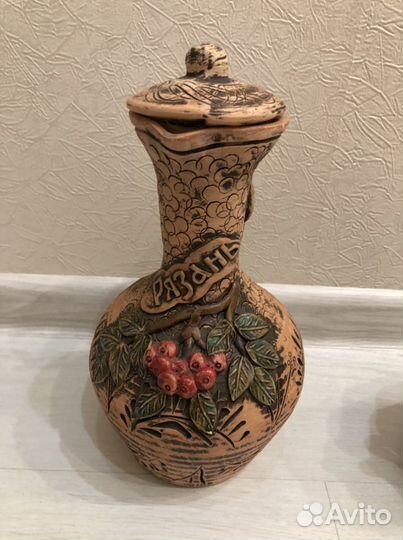 Глиняный кувшин