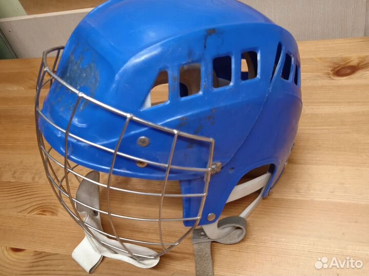 Советский хоккейный шлем