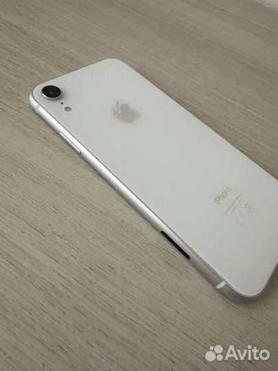 iPhone Xr, 128 ГБ
