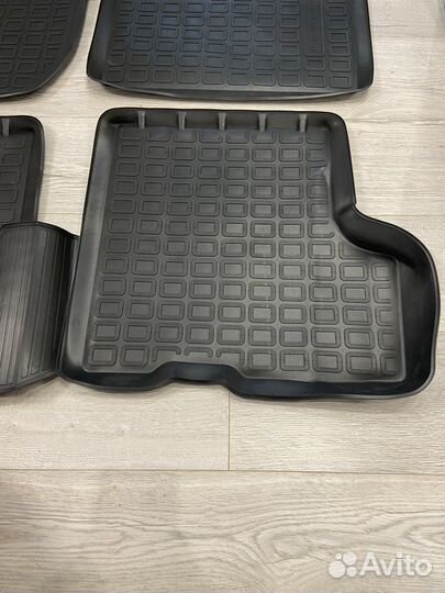 Оригинальные полиуретановые ковры Renault Duster 2