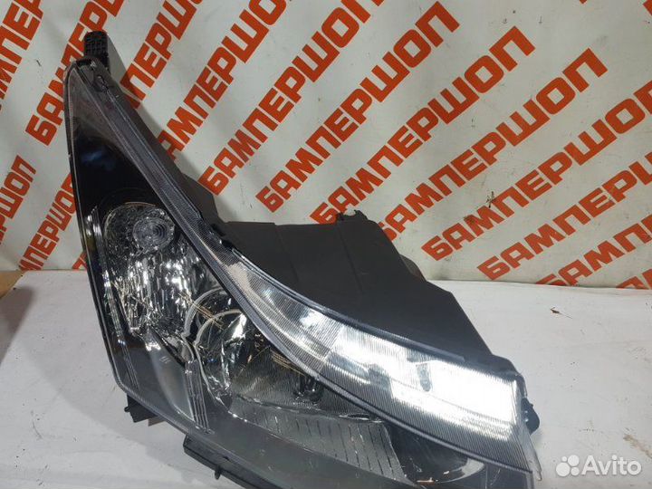Фара правая Chevrolet Cruze 2009-2012