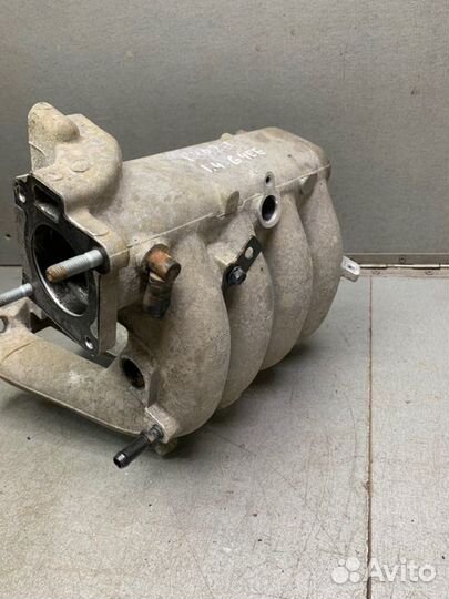 Впускной коллектор Kia Rio 2 седан 1.4 G4EE 2010