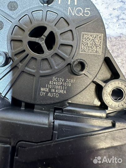 Моторчик стеклоподъёмника передний правый Kia