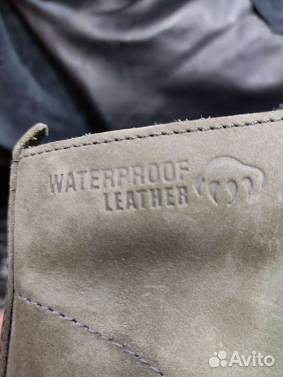 Ботинки демисезонные новые