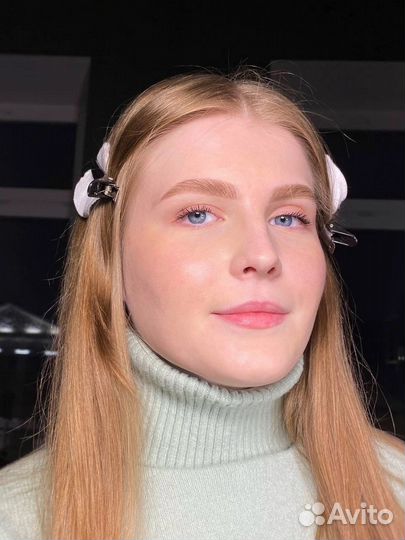 Коррекция и окрашивание бровей