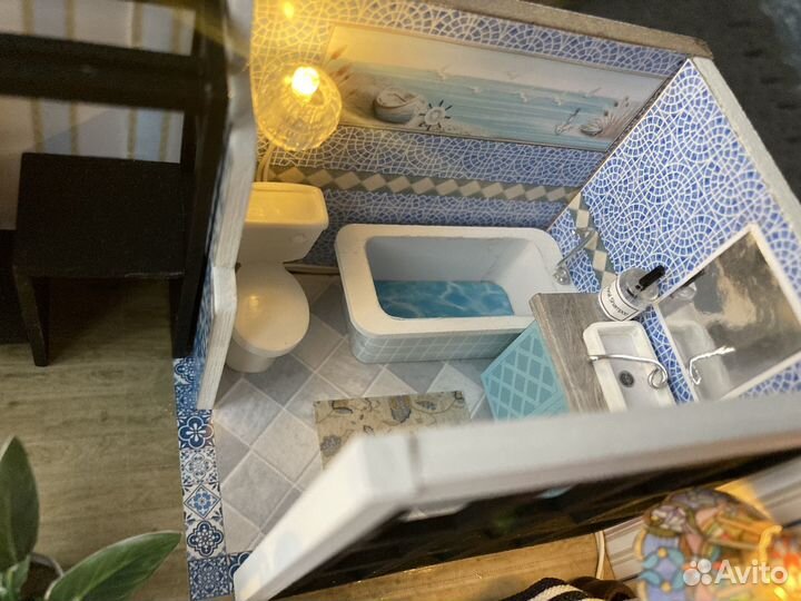 Интерьерная миниатюра Дом у моря