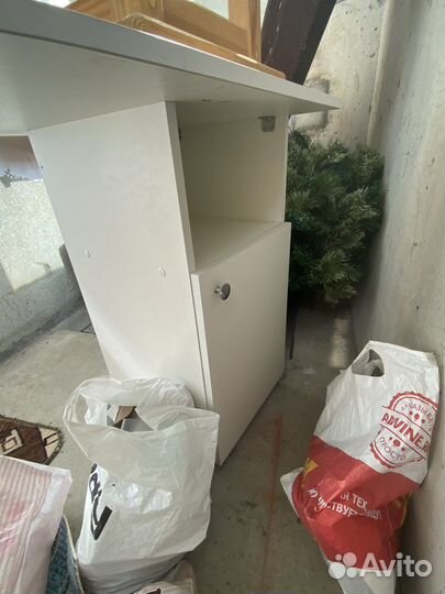 Маникюрный стол бу