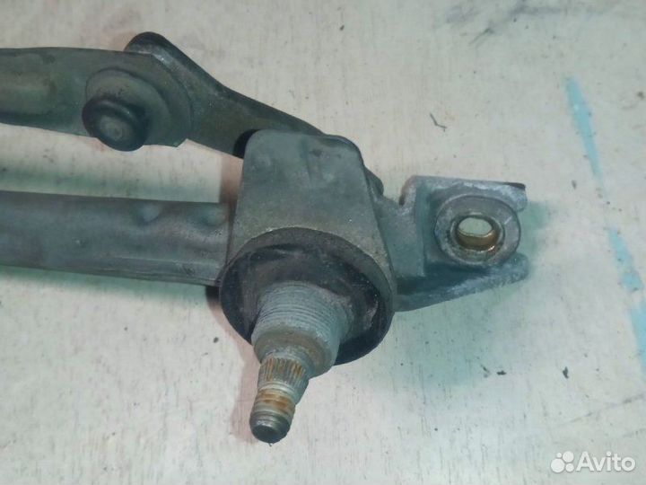 Трапеция стеклоочистителей Opel Astra F хетчбек