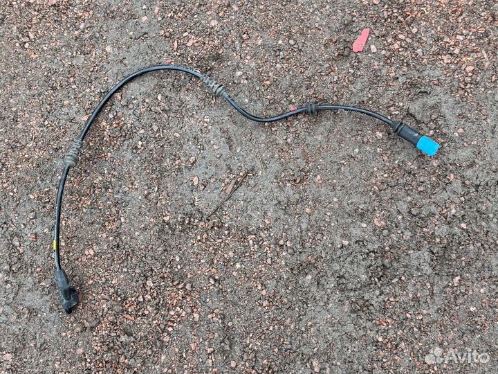 BMW Кабель 37106887538