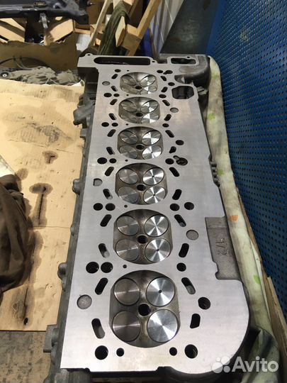 Двигатель м54б25