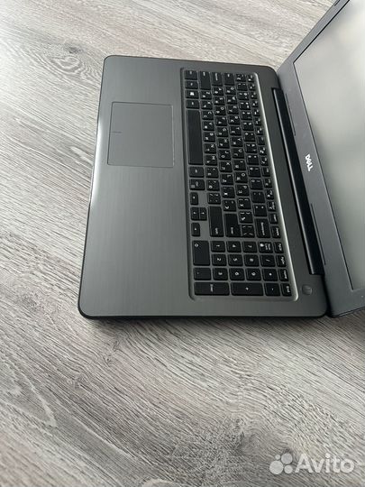 Ноутбук Dell 2020 FHD/A10 9600p/Radeon R8 4 гб