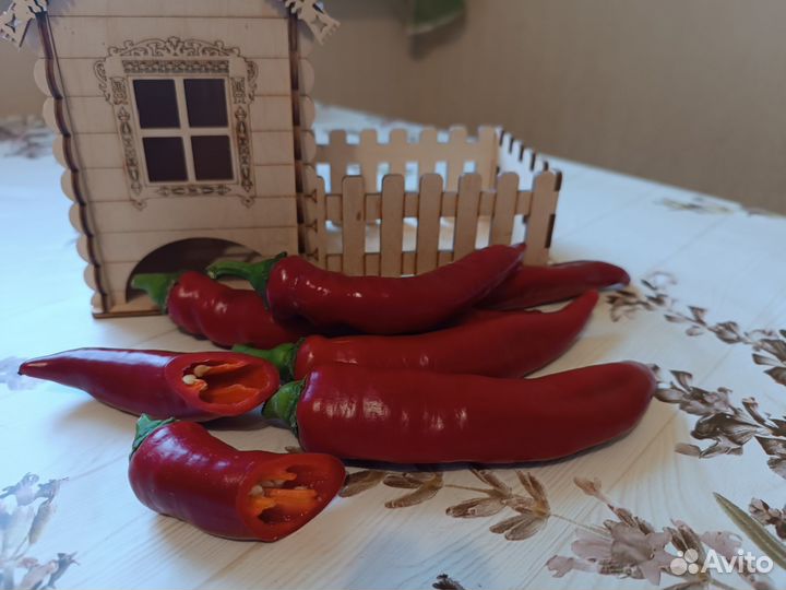 Перец острый свежий