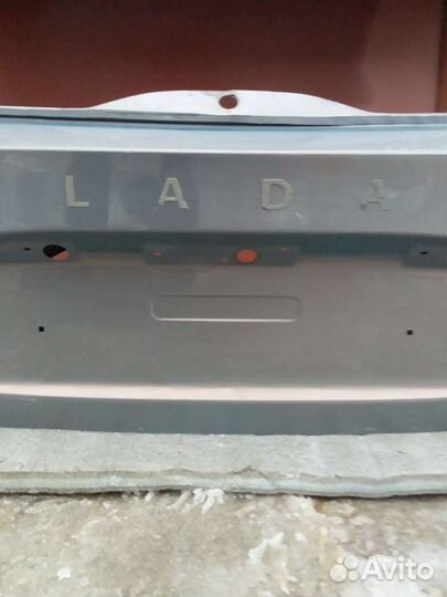 LADA vesta универсал крышка багажника