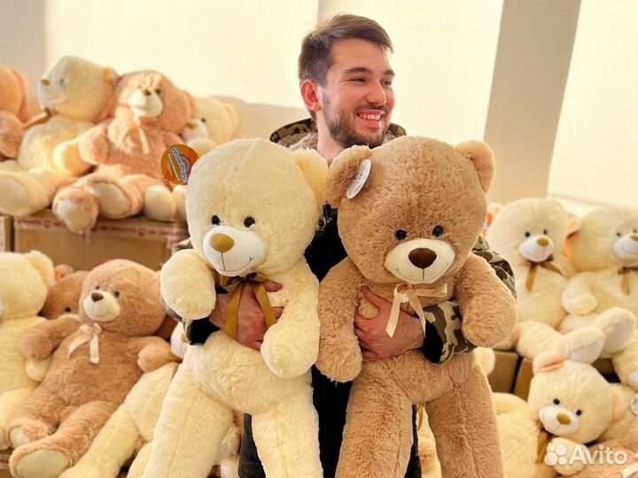 Мягкие медведи игрушки дополнение к цветам