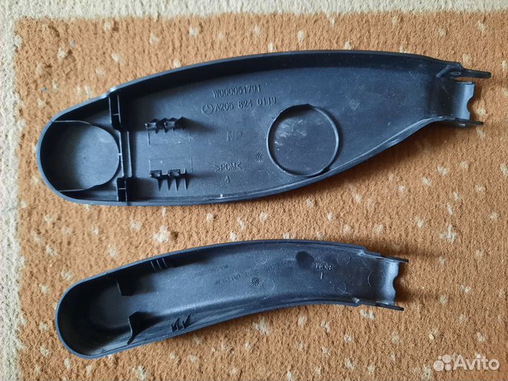 Накладка трапеции стеклоочистителя Mercedes W205