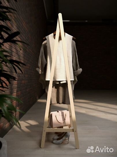 Вешалка Лофт из натурального дерева