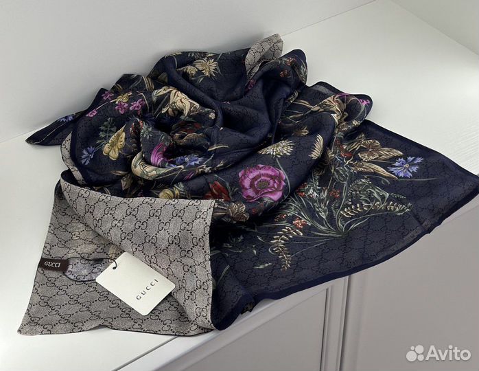 Шарфы и палантины