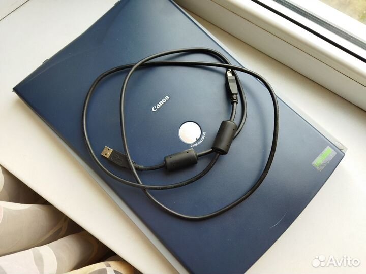 Сканер Canon CanoScan LiDE 20
