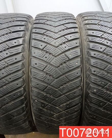 Goodyear UltraGrip Ice Arctic SUV 215/65 R17 99T