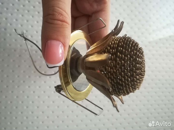 Точечные встраиваемые светильники