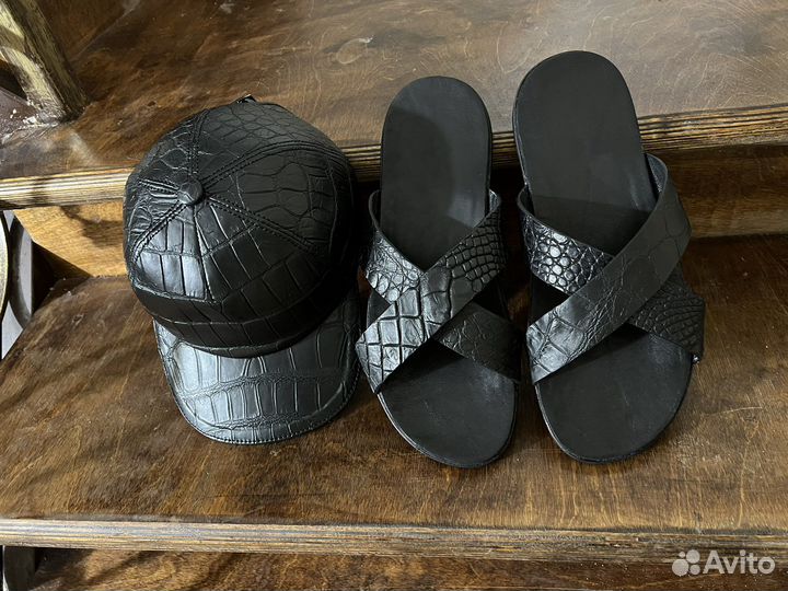 Кепка тапочки крокодил