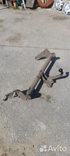 Фаркоп renault duster