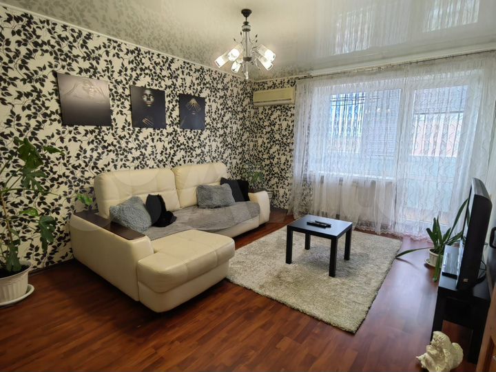 2-к. квартира, 46 м², 9/9 эт.