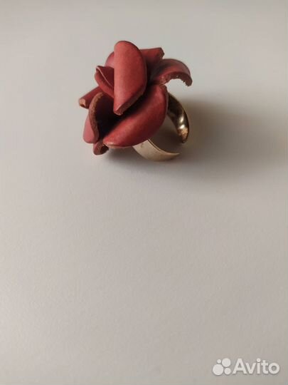 Кольца разные