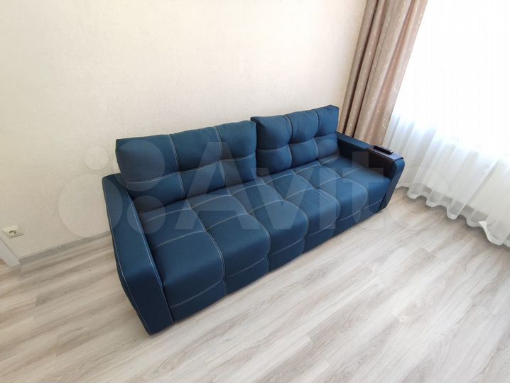 2-к. квартира, 65 м², 5/9 эт.