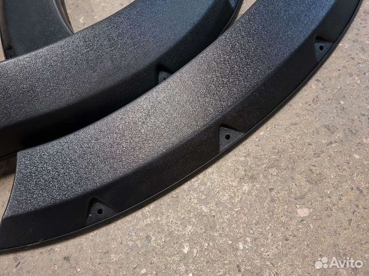 Расширители арок Renault Duster оффроад под болты