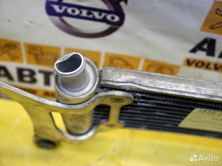 Дополнительный радиатор Туарег Ауди Q7 7L6121212B