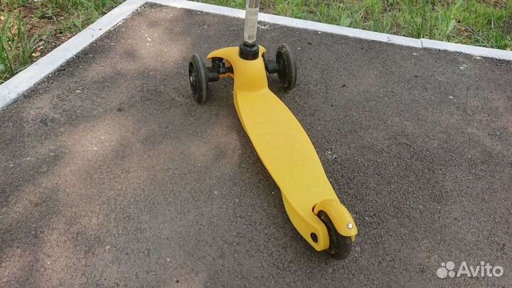 Самокат детский трехколесный