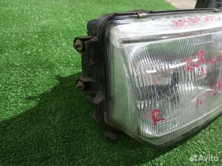 Фара галогеновая правая Mitsubishi Rvr N23W