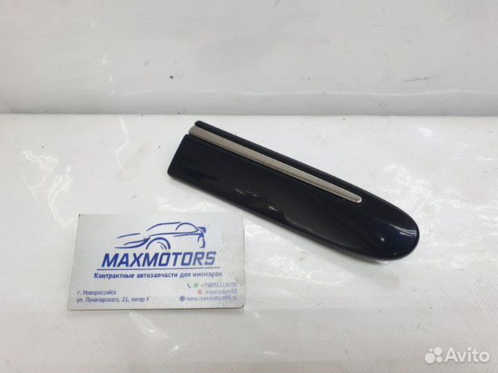 Накладка на крыло передняя правая Mercedes-Benz E