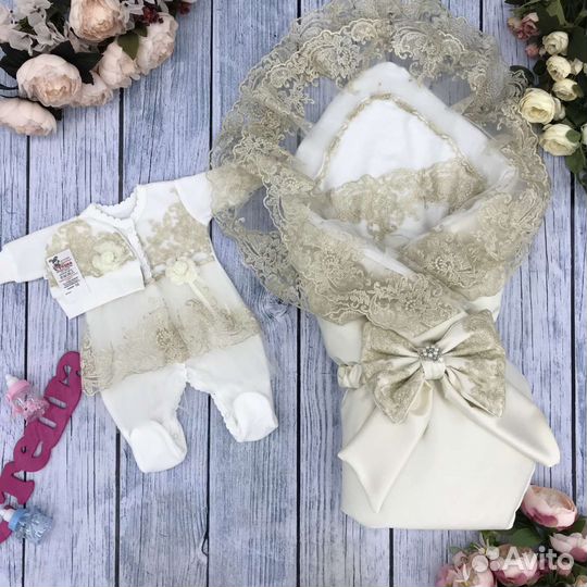 Комплекты на выписку для девочки новые