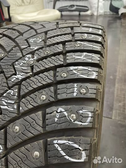 Pirelli Scorpion Ice Zero 2 275/40 R20