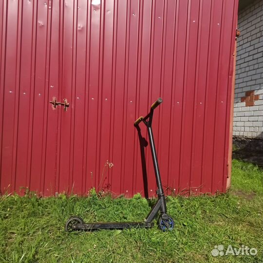 Трюковой самокат Tech Team